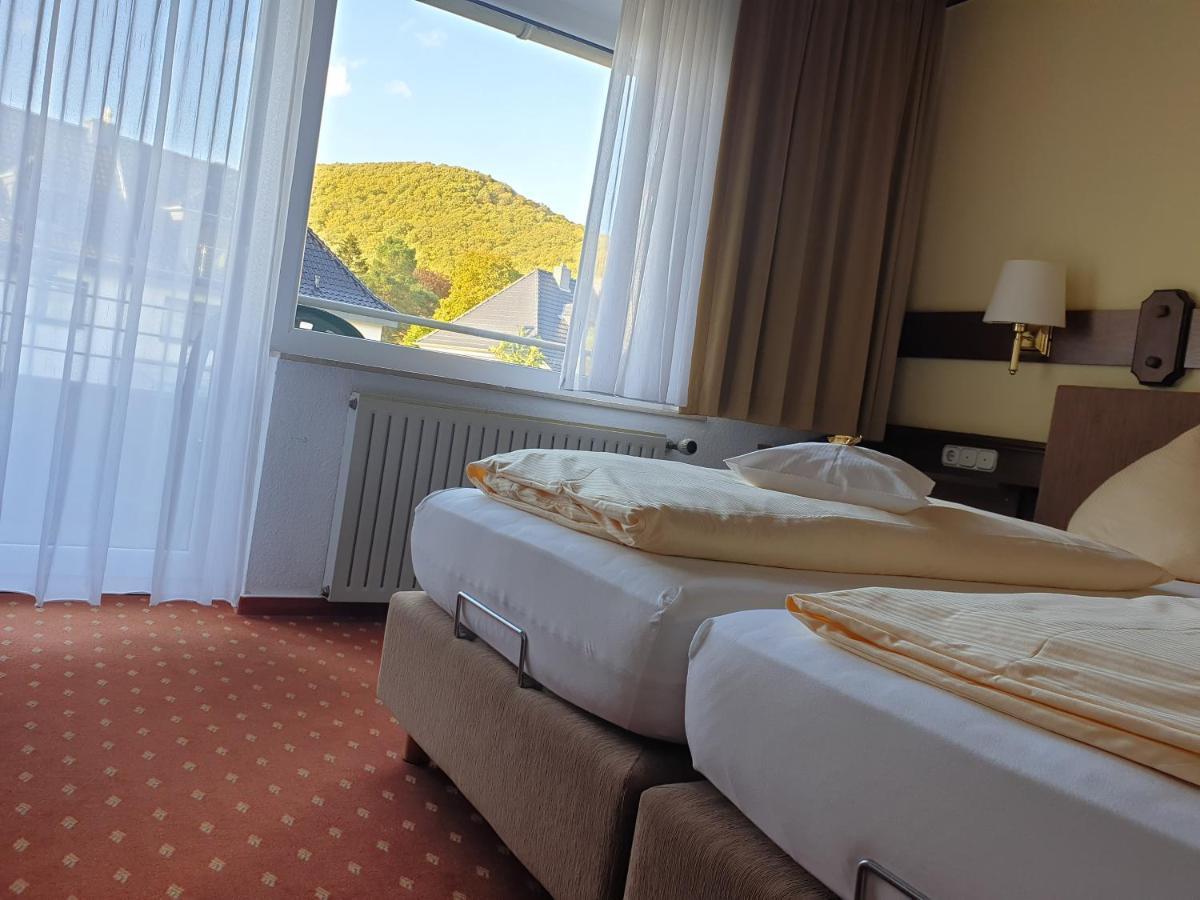 Kurparkhotel-Gemuend Экстерьер фото